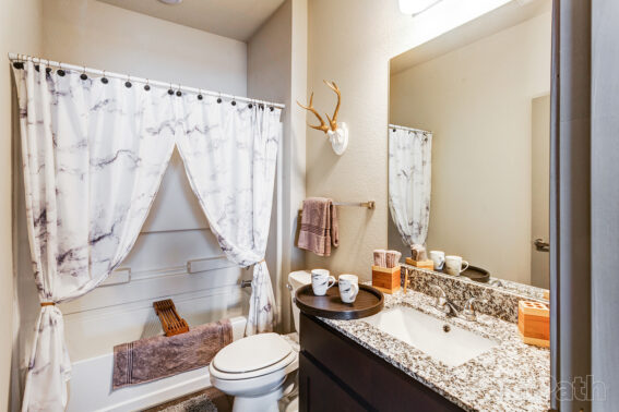 Furnished apartment bathroom